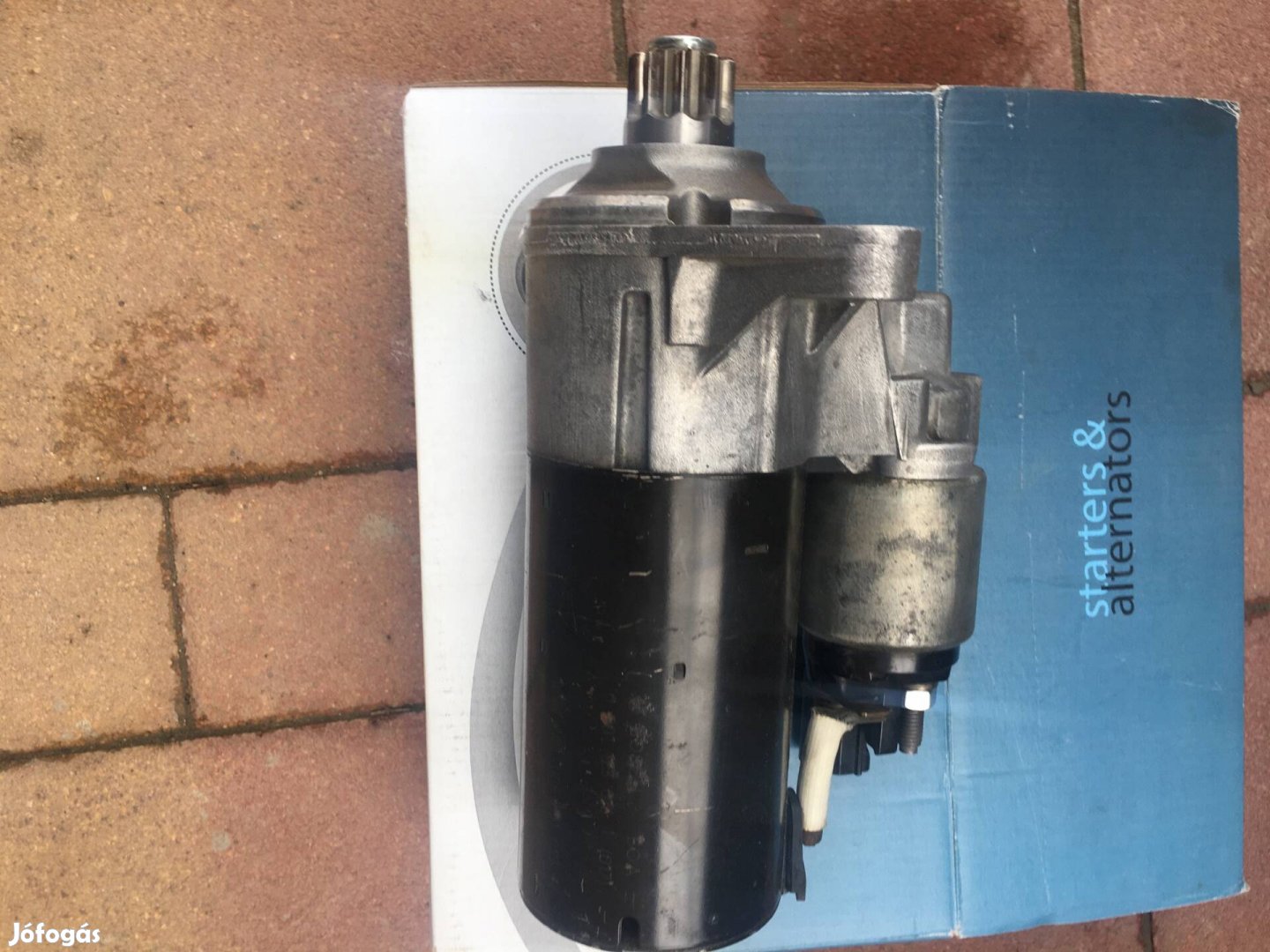 VW Caddy Önindító