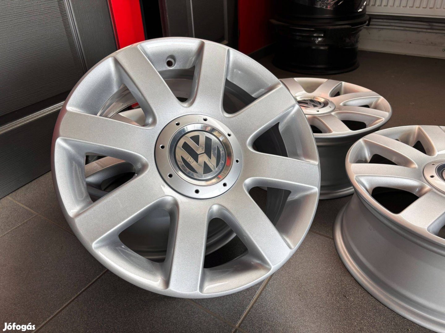 VW Golf 16" 5x112 gyári alufelni eladó 16 coll Caddy Jetta