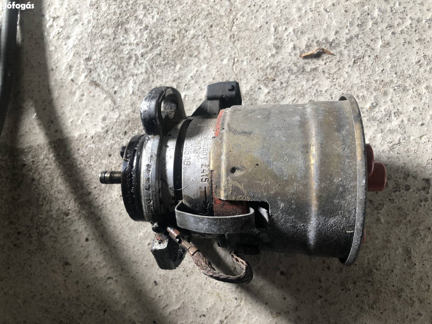 VW Golf 3 1,6 gyújtáselosztó komplett
