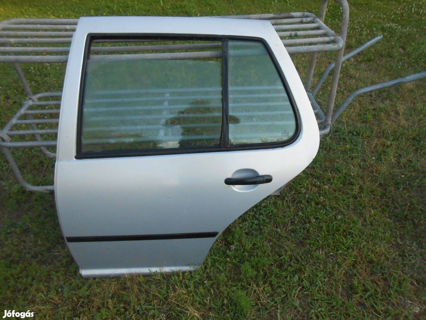 VW Golf 4,1999-es,1,9TDI-ről :komplett balhátsó ajtó eladó