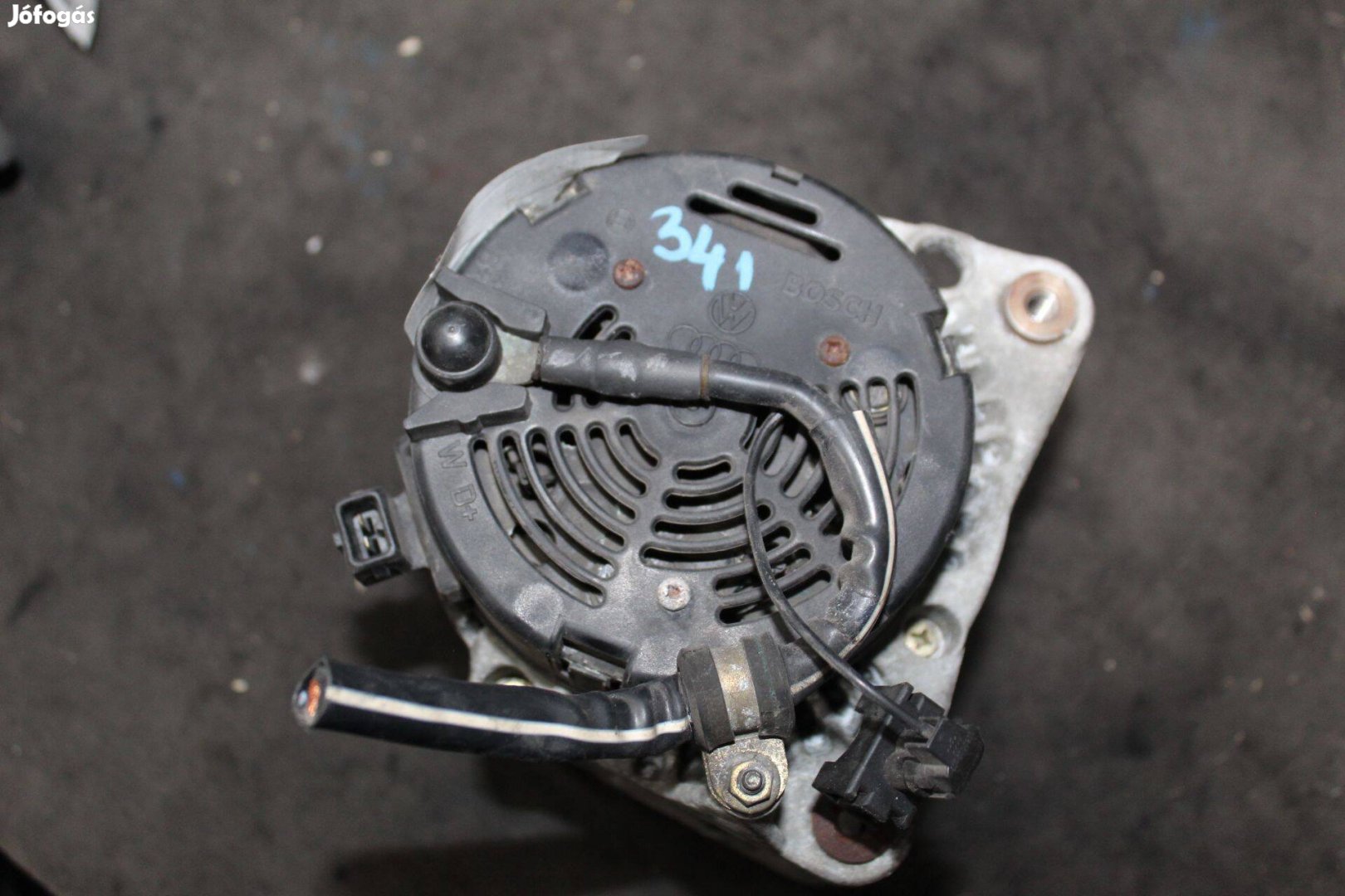 VW Golf 4 '97-03 generátor 037903025C (341)
