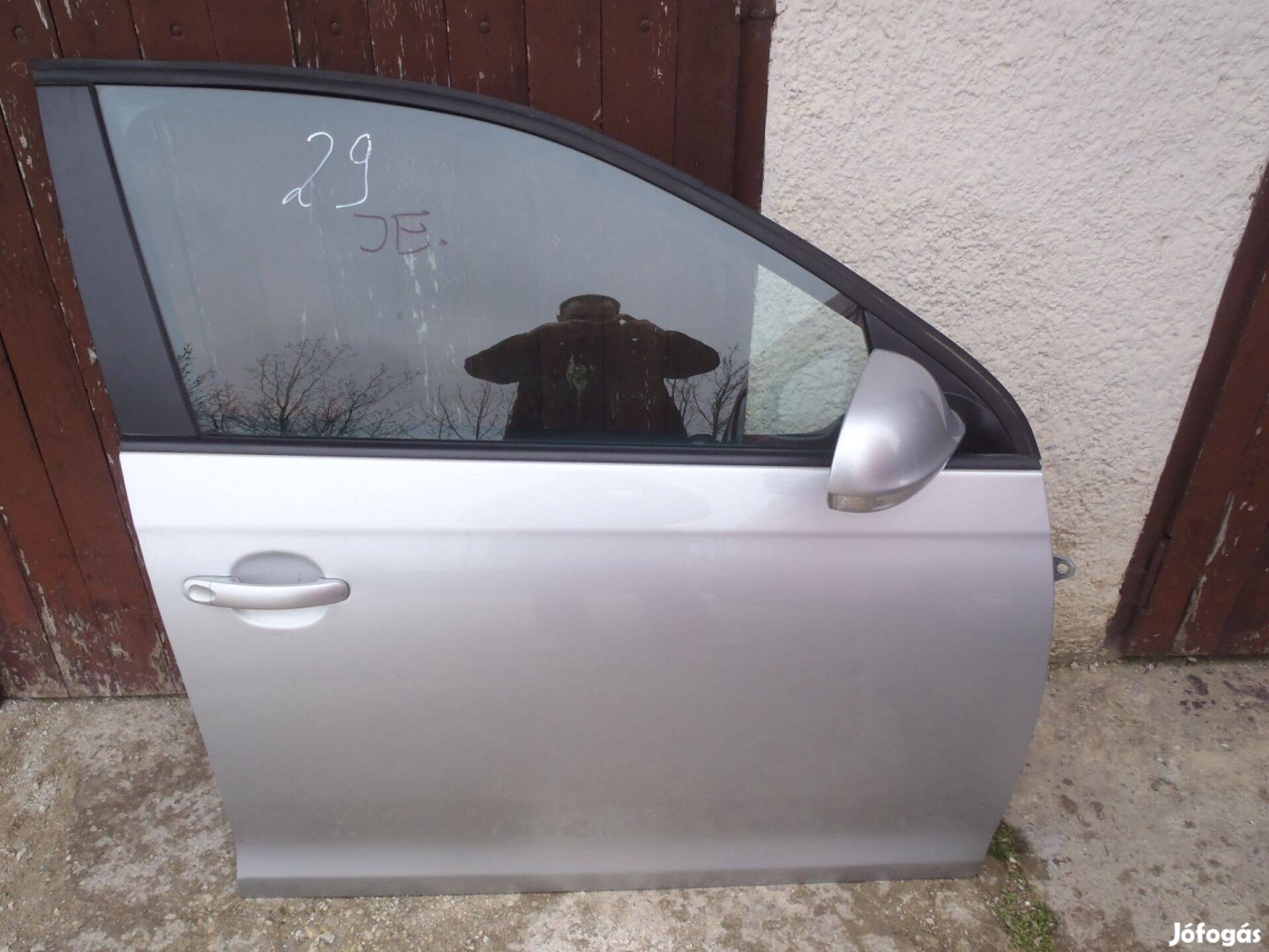 VW Golf 5 Variant,2008-as,1,9PDTDI-ről :23179 km-t hasz. jobbelső ajtó