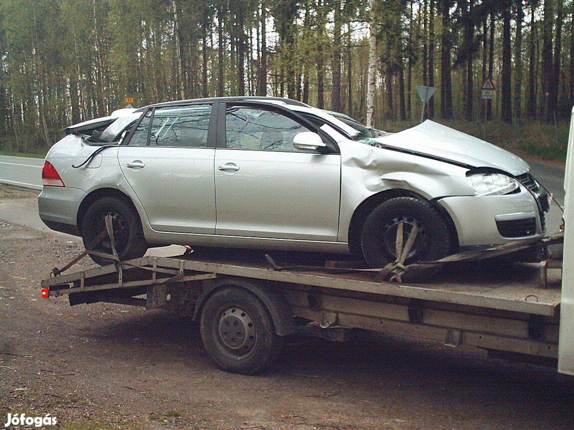 VW Golf 5 Variant,2008-as,1,9PDTDI-ről :23179 km-t hasz. jobbelső ajtó
