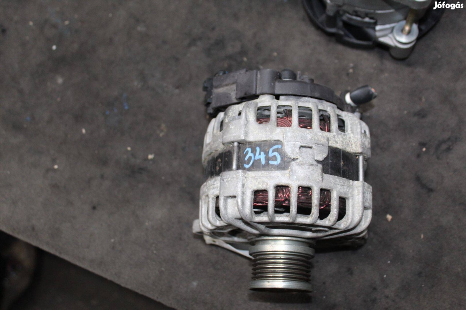 VW Golf 7 1.6TDI 2012 generátor 03L903023K (345)