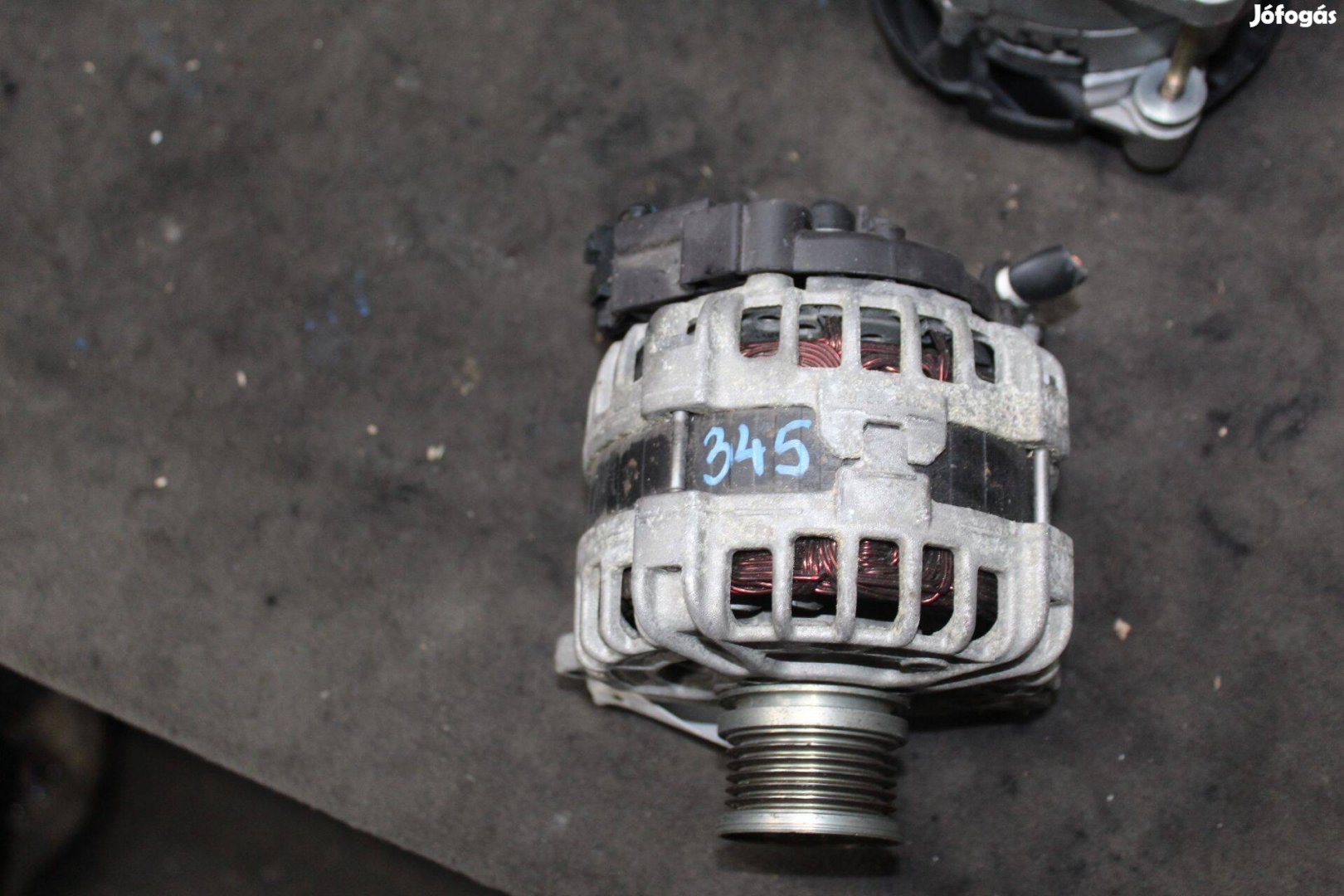VW Golf 7 1.6TDI 2012 generátor 03L903023K (345)