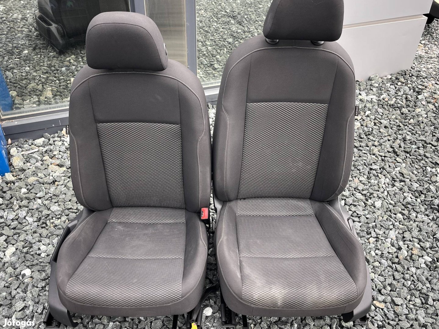 VW Golf 7 ülések