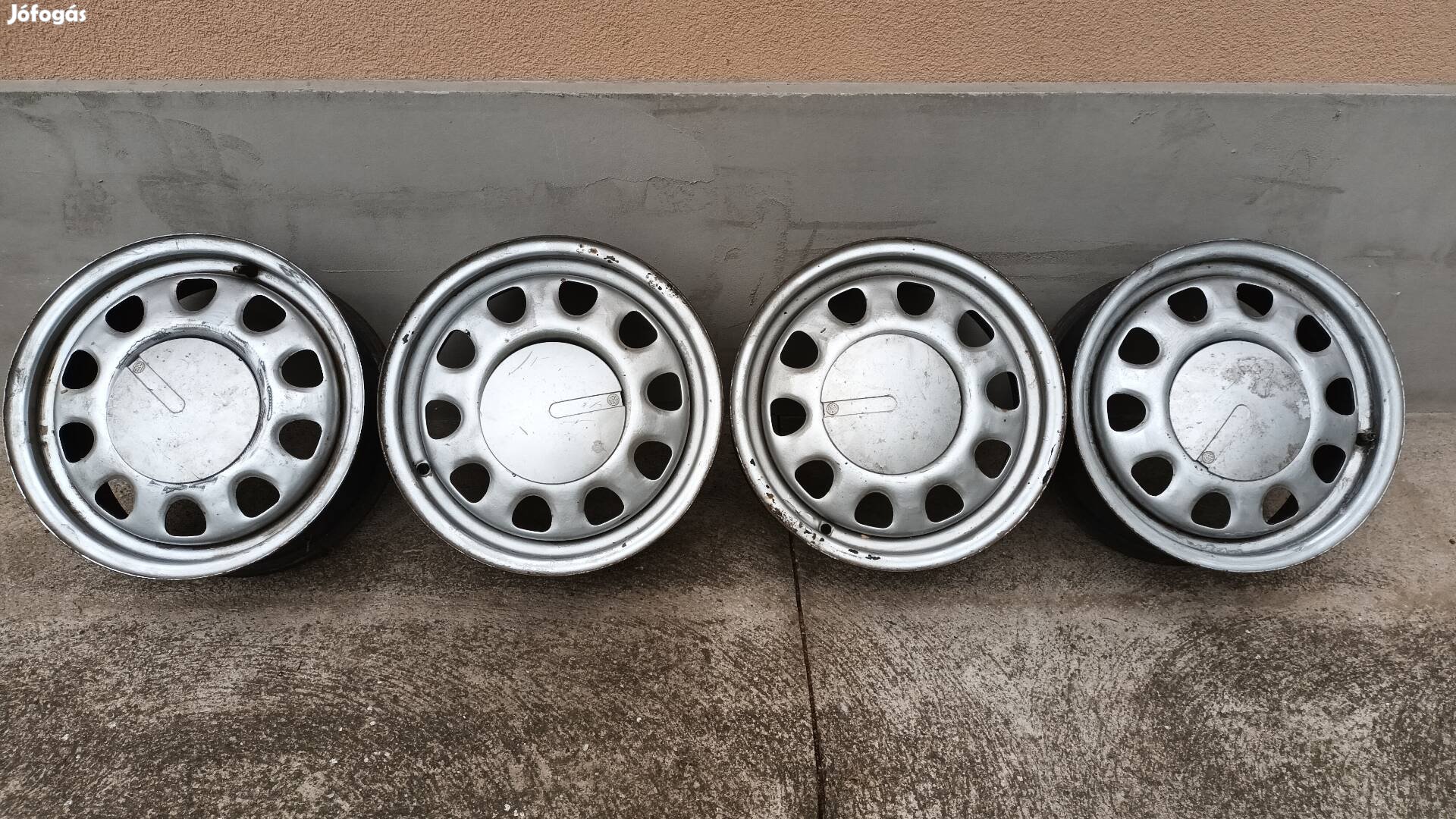 VW Golf Caddy 14 colos acélfelni felnikupakkal együtt