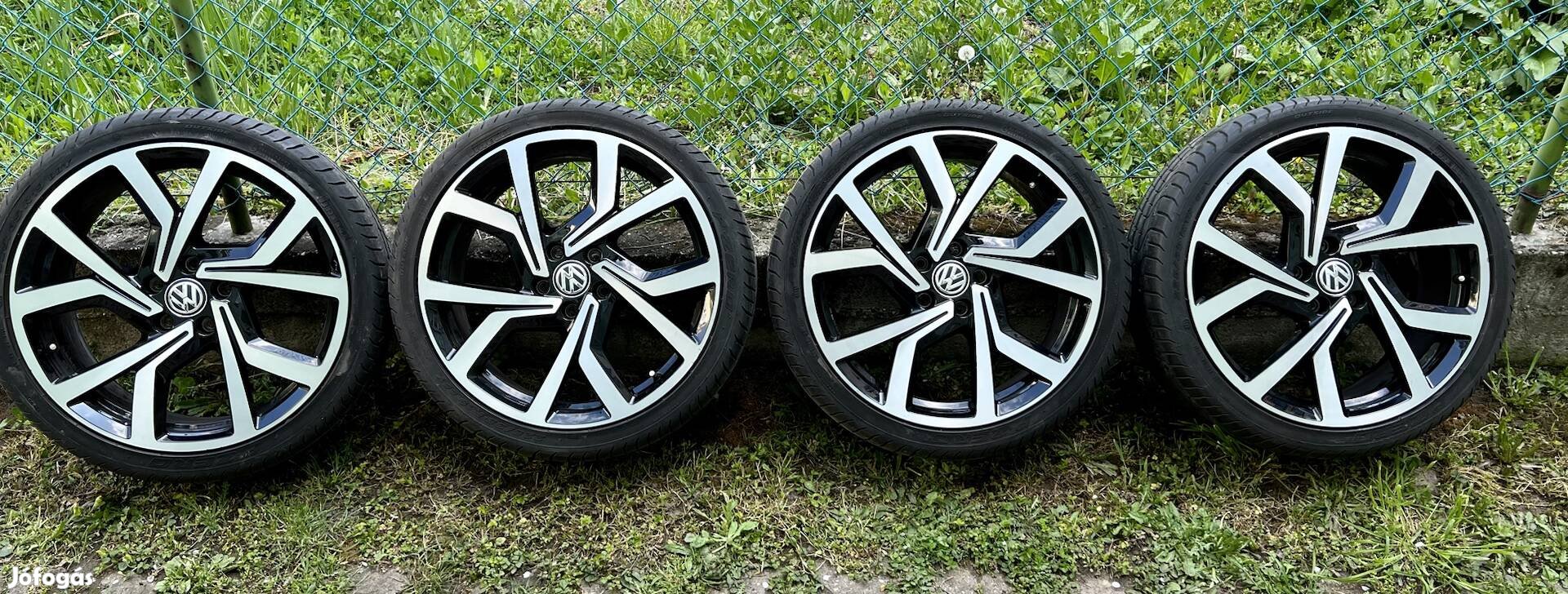 VW Golf Gti 7.5 felni+gumi garnitúra eladó