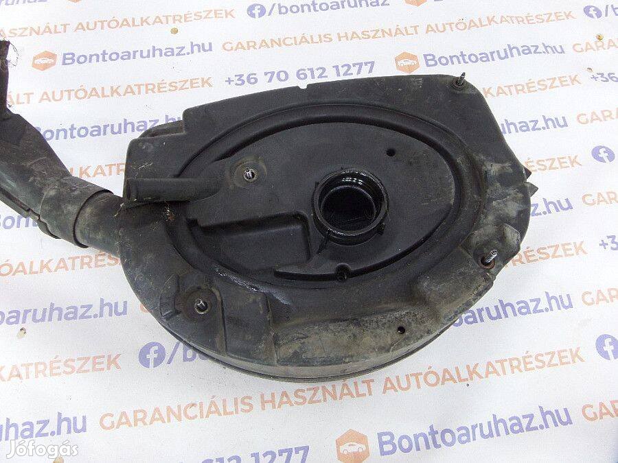 VW Golf III Eladó gyári bontott 1.4 benzin légszűrő ház