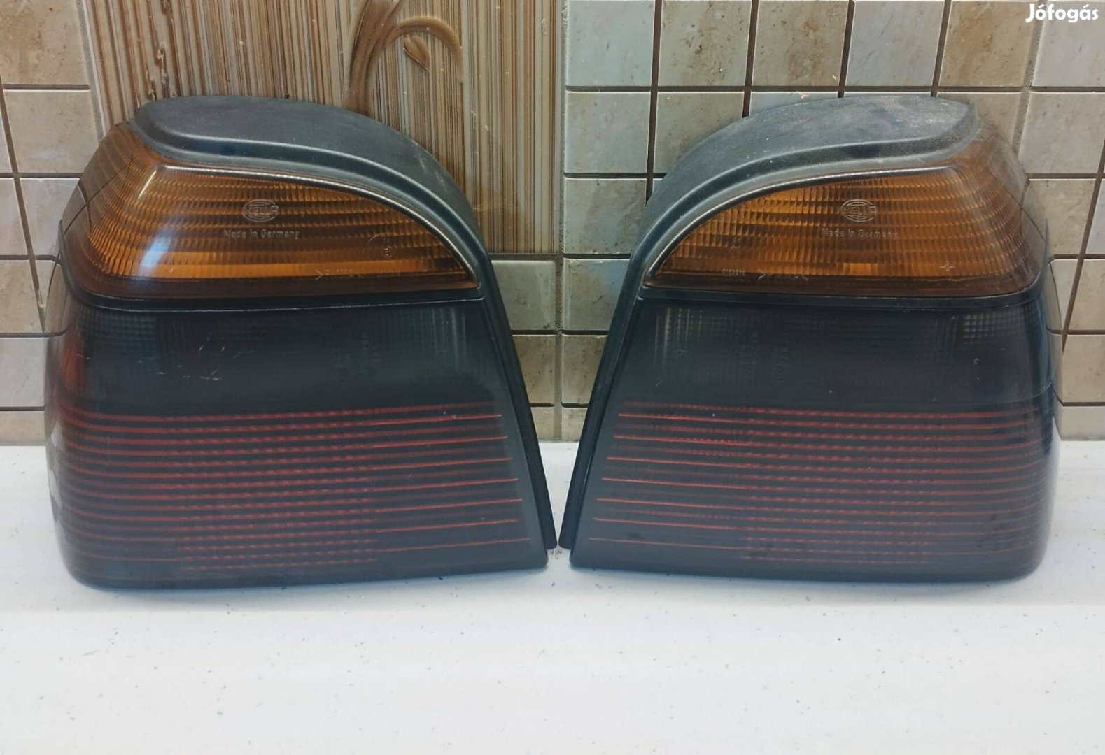 VW Golf III Hella lámpa