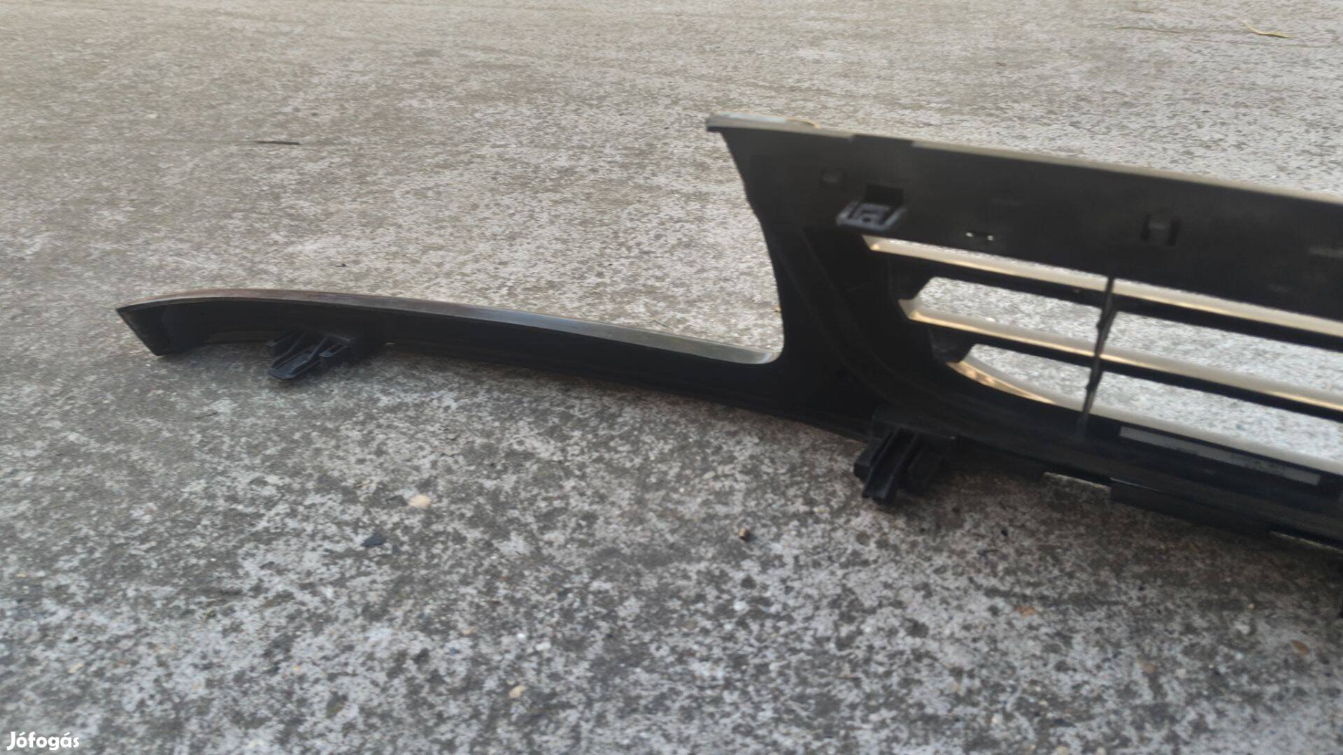 VW Golf III/Vento Front Díszrács Eladó