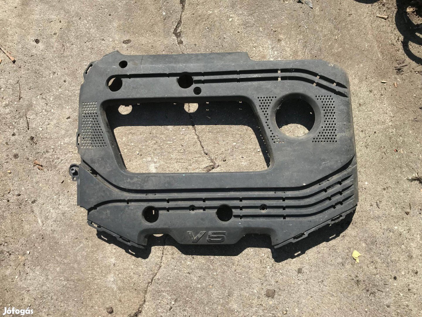 VW Golf IV 2,3 V5 *- motorburkolat