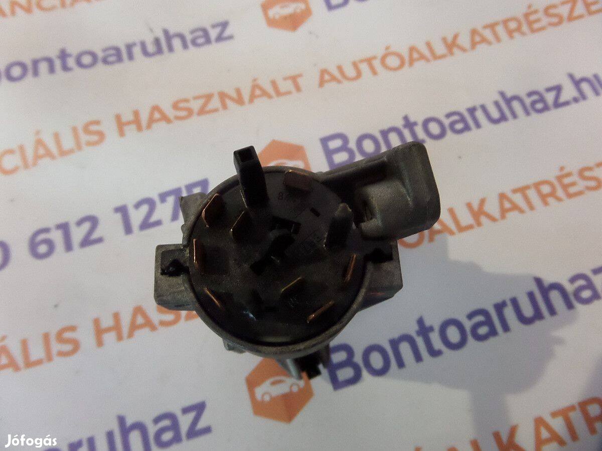 VW Golf IV Eladó bontott gyári gyújtáskapcsoló kulcs nélkül!