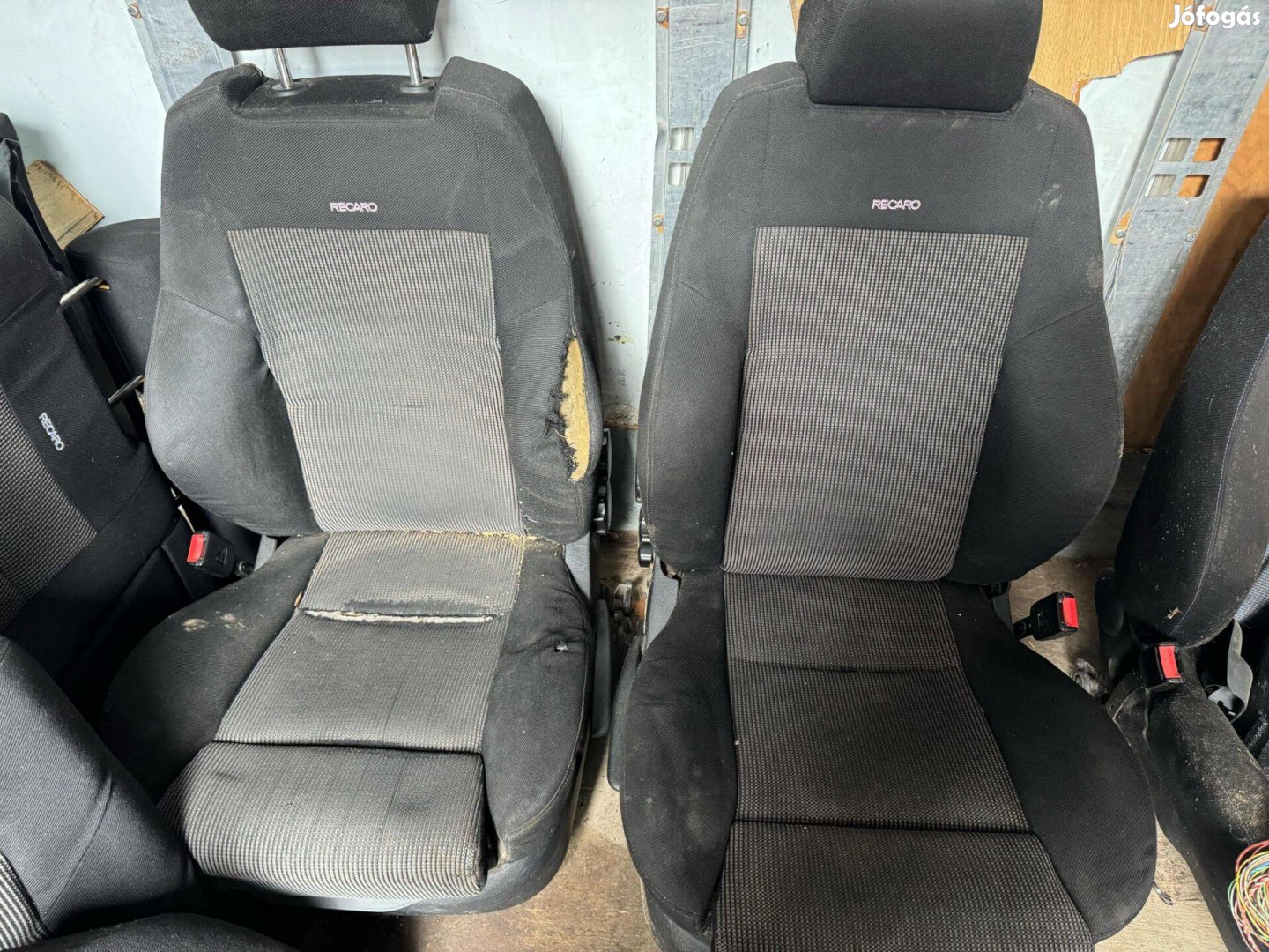 VW Golf IV Recaro ülés szett combtámaszos nem légzsákos, nem fűthető