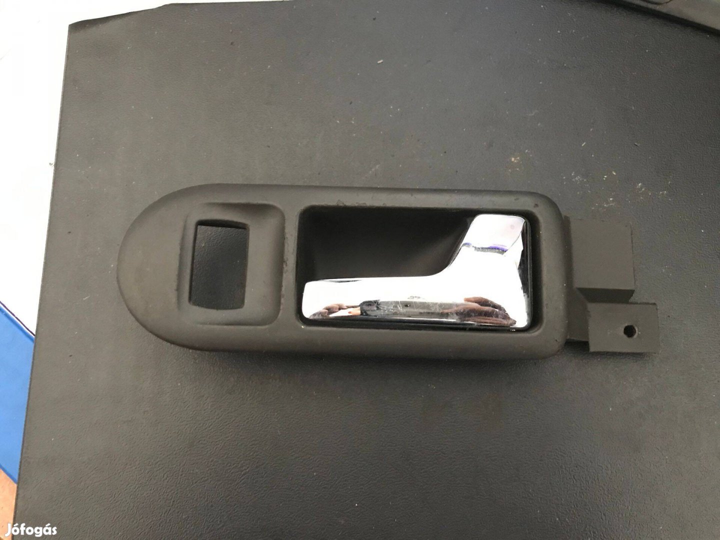 VW Golf IV -* jobb első ajtó kilincs