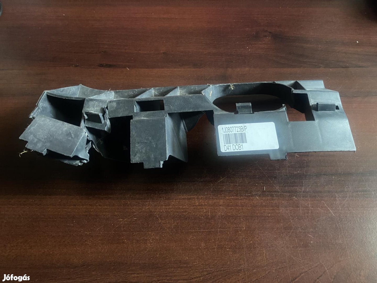 VW Golf Mk4 bal első lökhárító tartó eladó