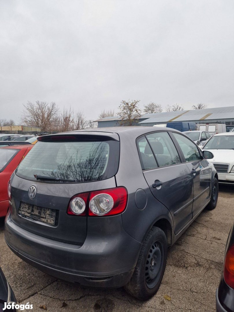 VW Golf Plus bontott alkatrészek eladók
