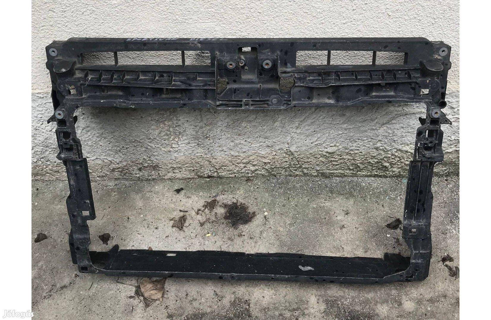 VW Golf Sportsvan - homlokfal 510 805 588 B