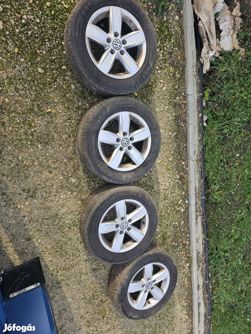VW Golf VII Gyári alufelni 5X112 15" 6Jx15 ET43