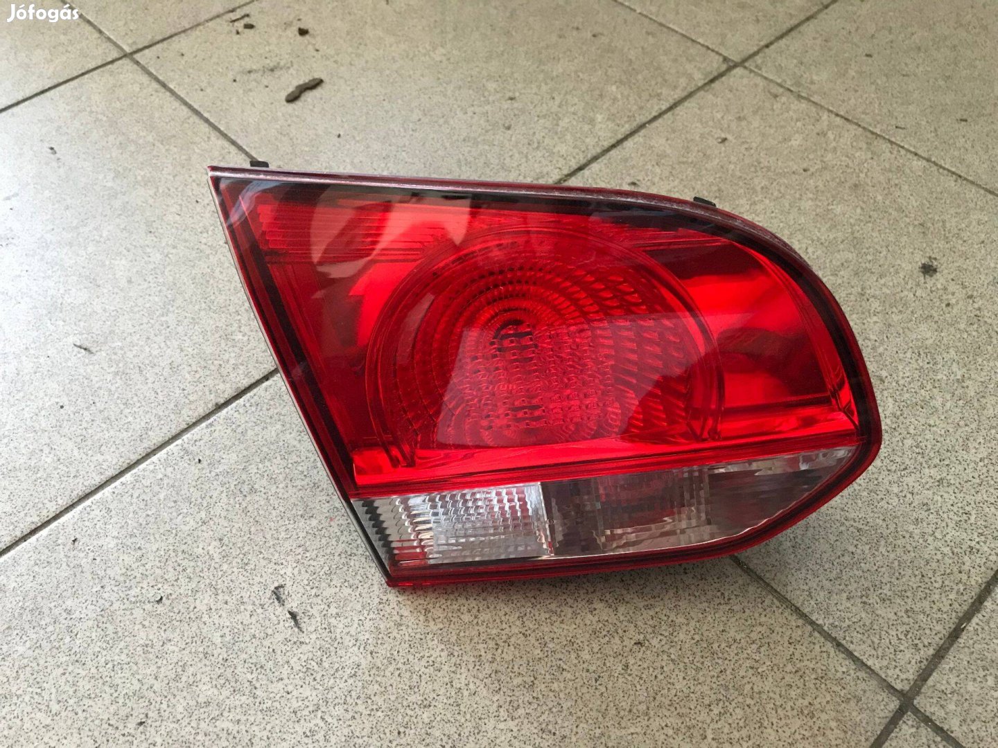 VW Golf VI - bal hátsó belső lámpa 5K0 945 093 G
