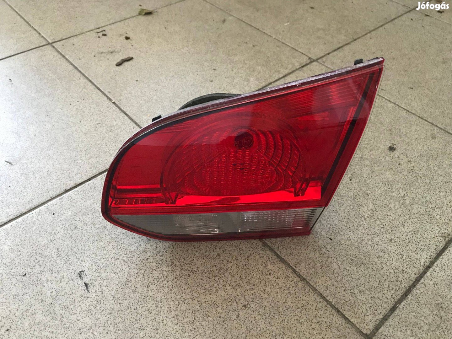 VW Golf VI - jobb hátsó belső lámpa 5K0 945 094 G