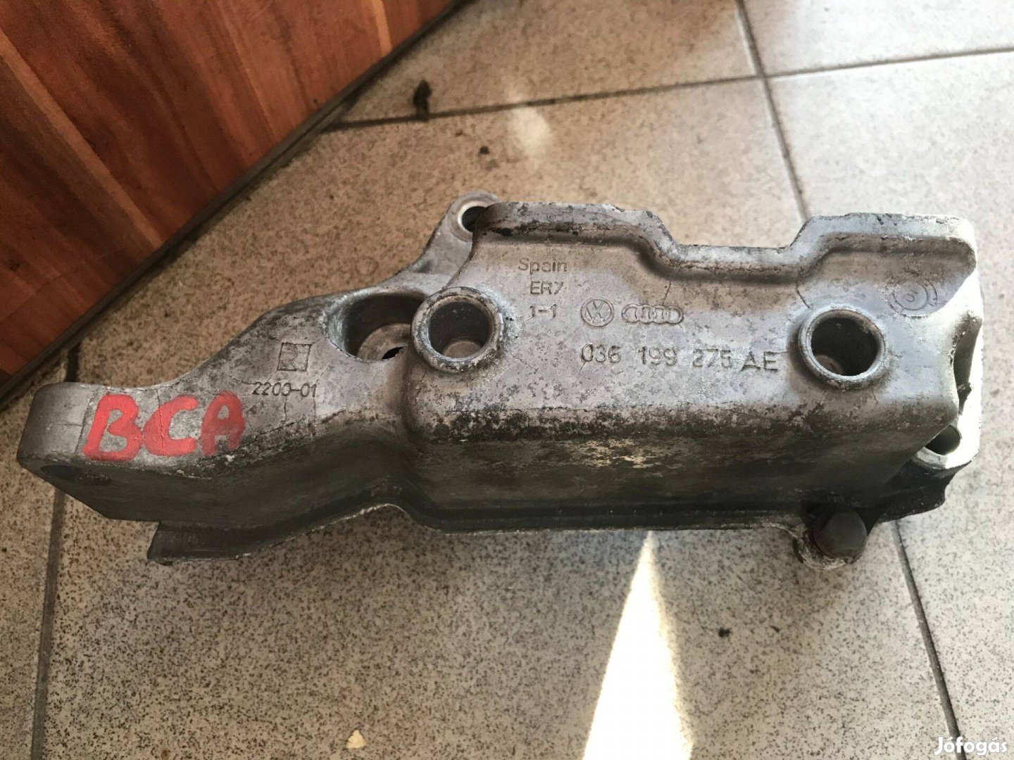 VW Golf V 1,4 16V BCA motortartó konzol 036 199 275 AE