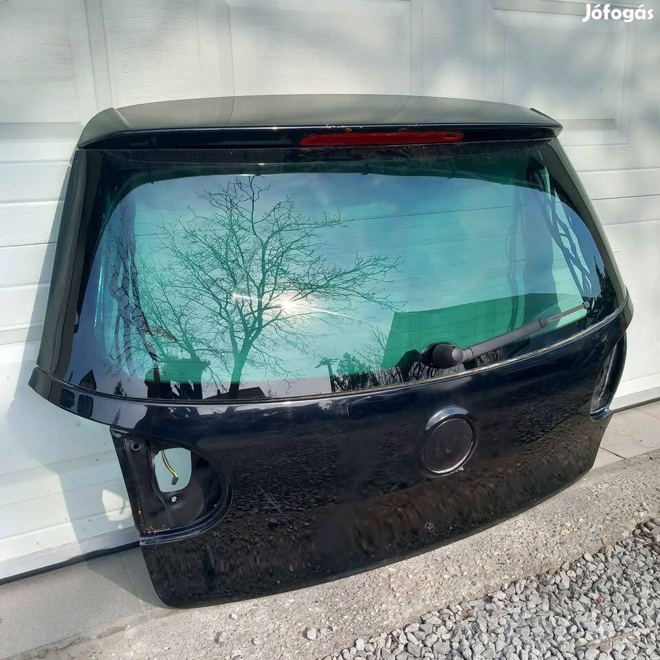 VW Golf V csomagtérajtó