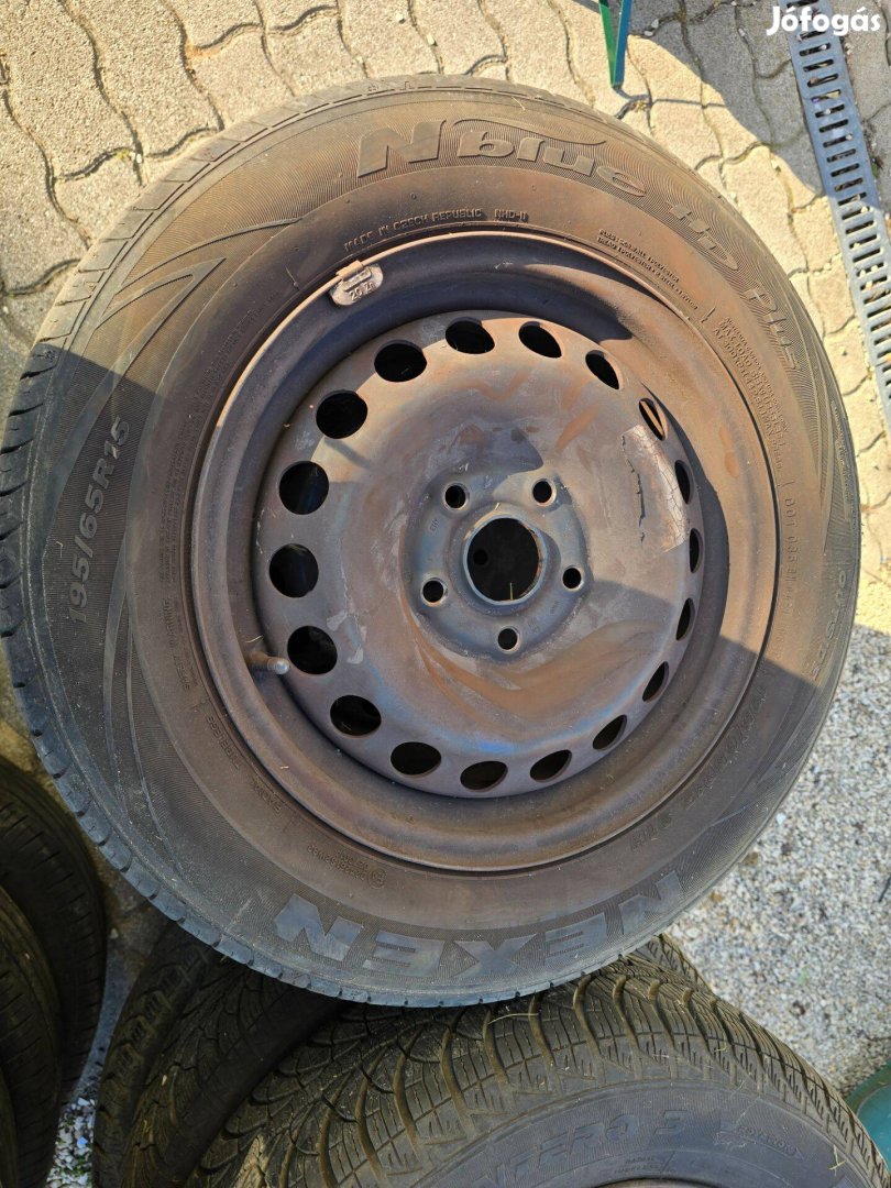 VW Golf V lemezfelni szett Nexen