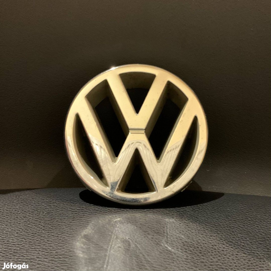 VW Gyári első embléma (Volkswagen 3A0853601)