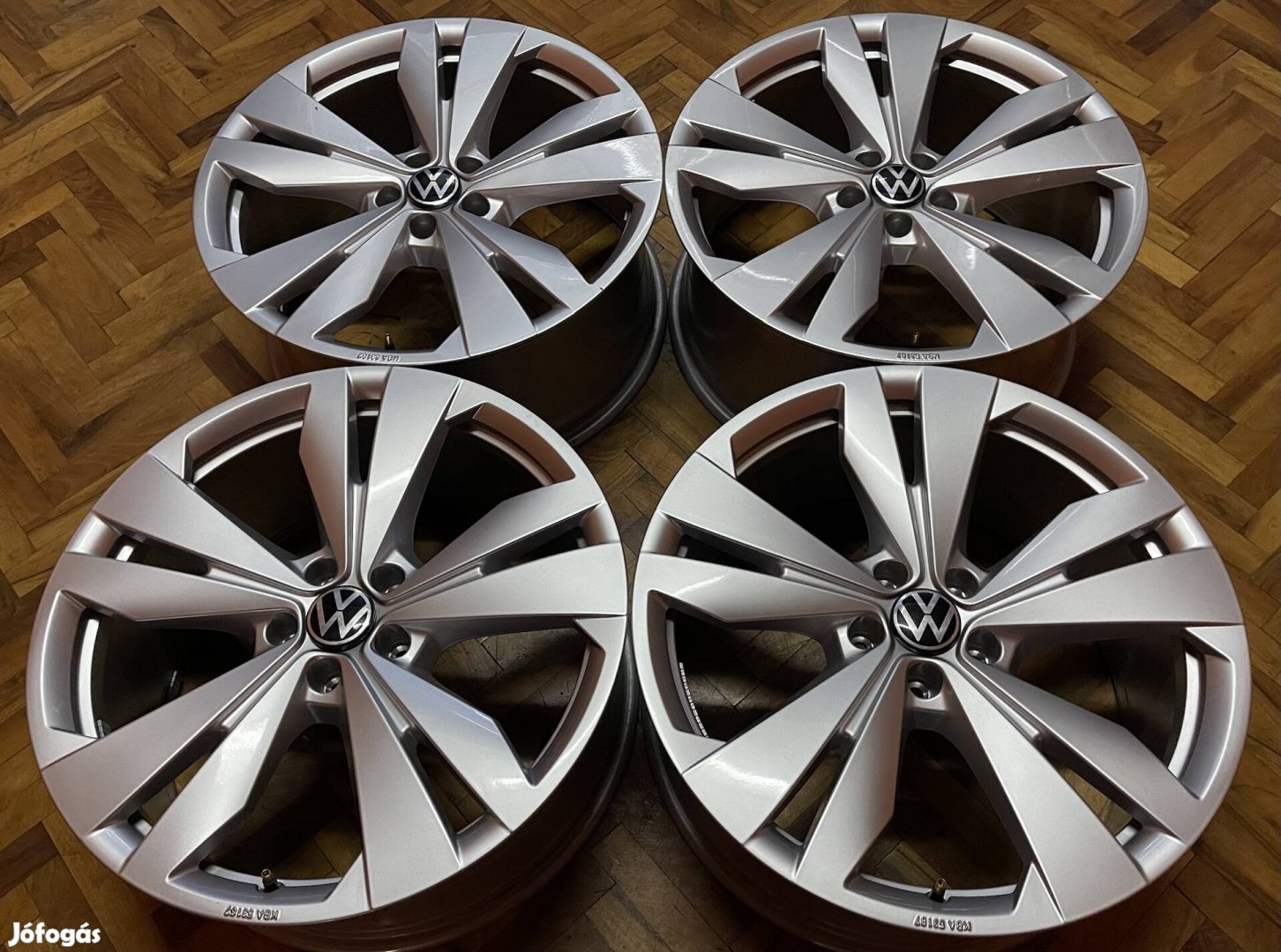 VW ID4 Loen Gyári Alufelni 20" 5x112