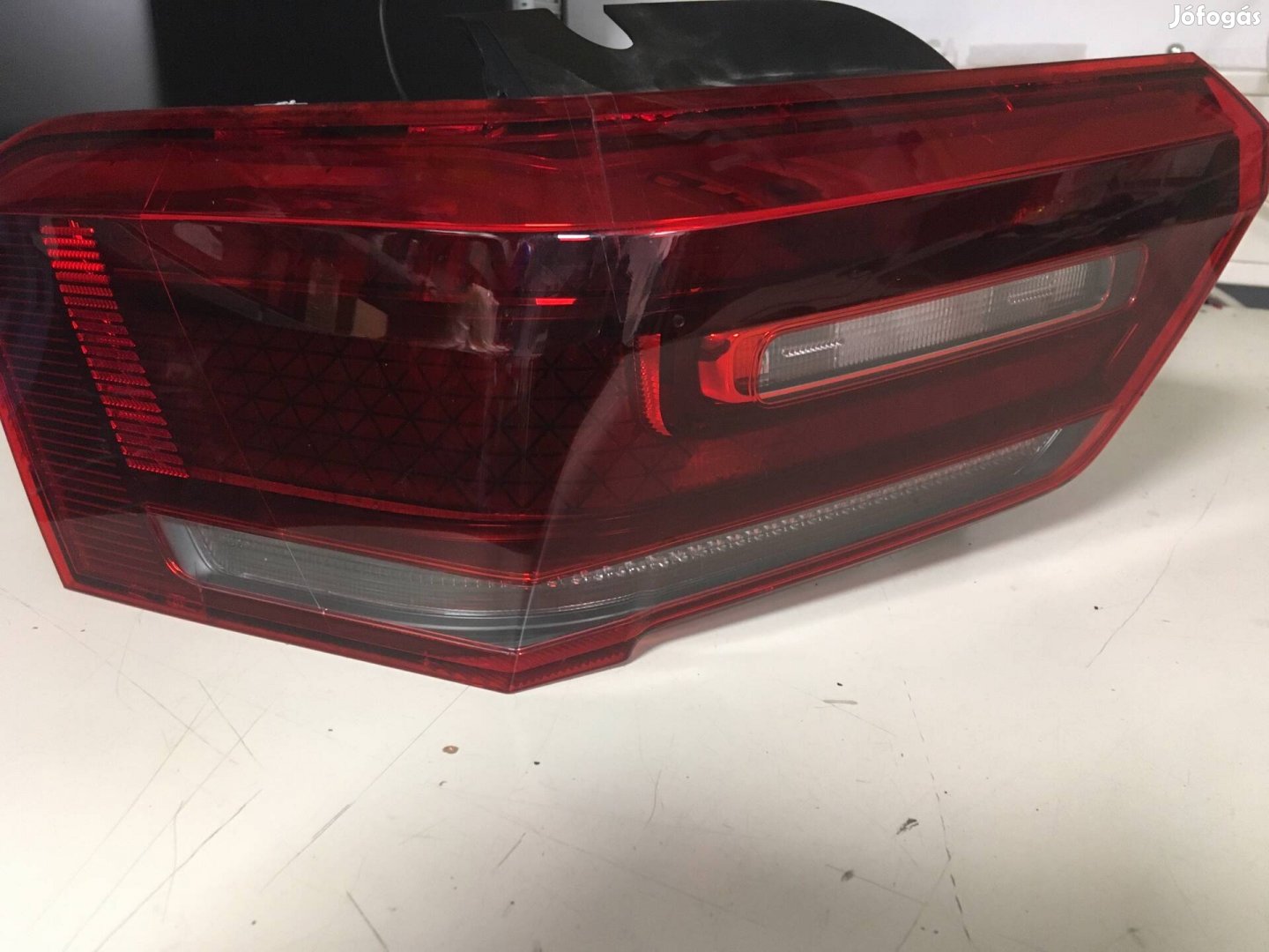 VW IDE3 bal hátsó lámpa