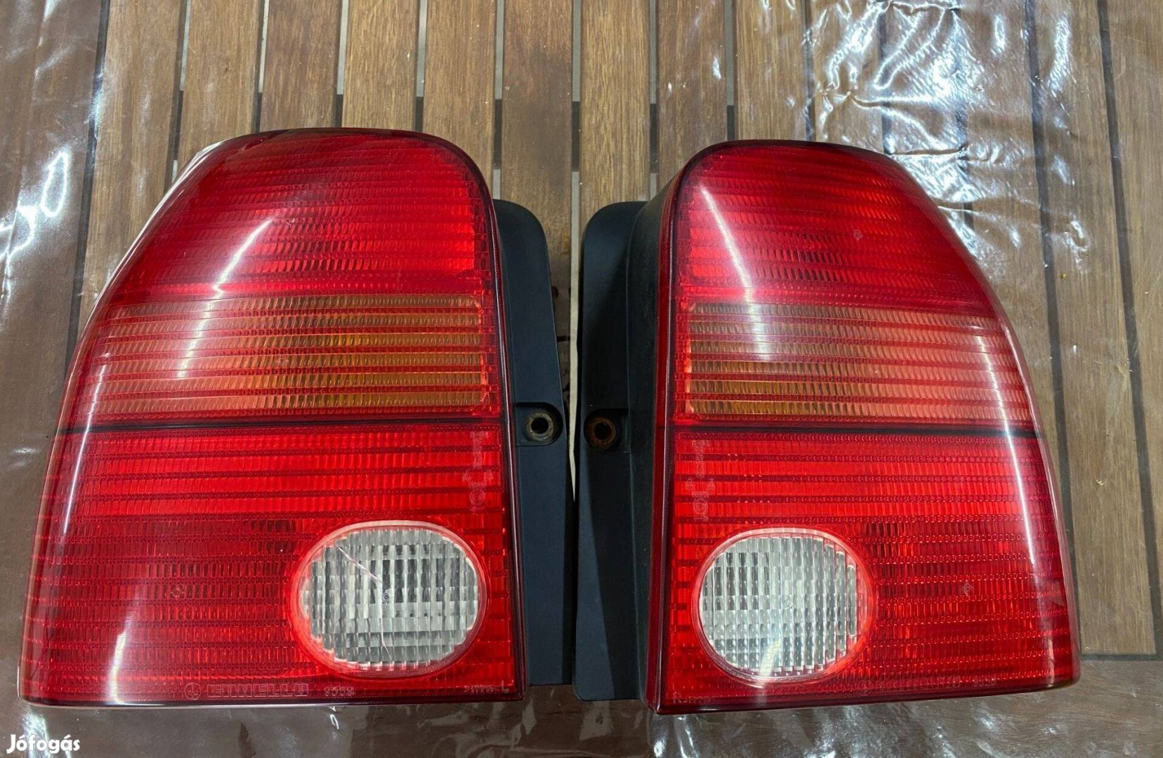VW Lupo hátsó lámpa