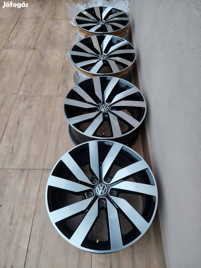 VW Marseille 18 colos gyári alufelnik, újszerű állapotban!