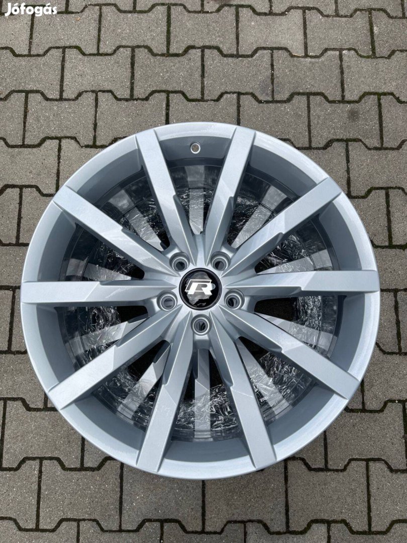 VW Monterey 8x20 ET48 5X112 57,1 gyári garnitúra eladó!!!