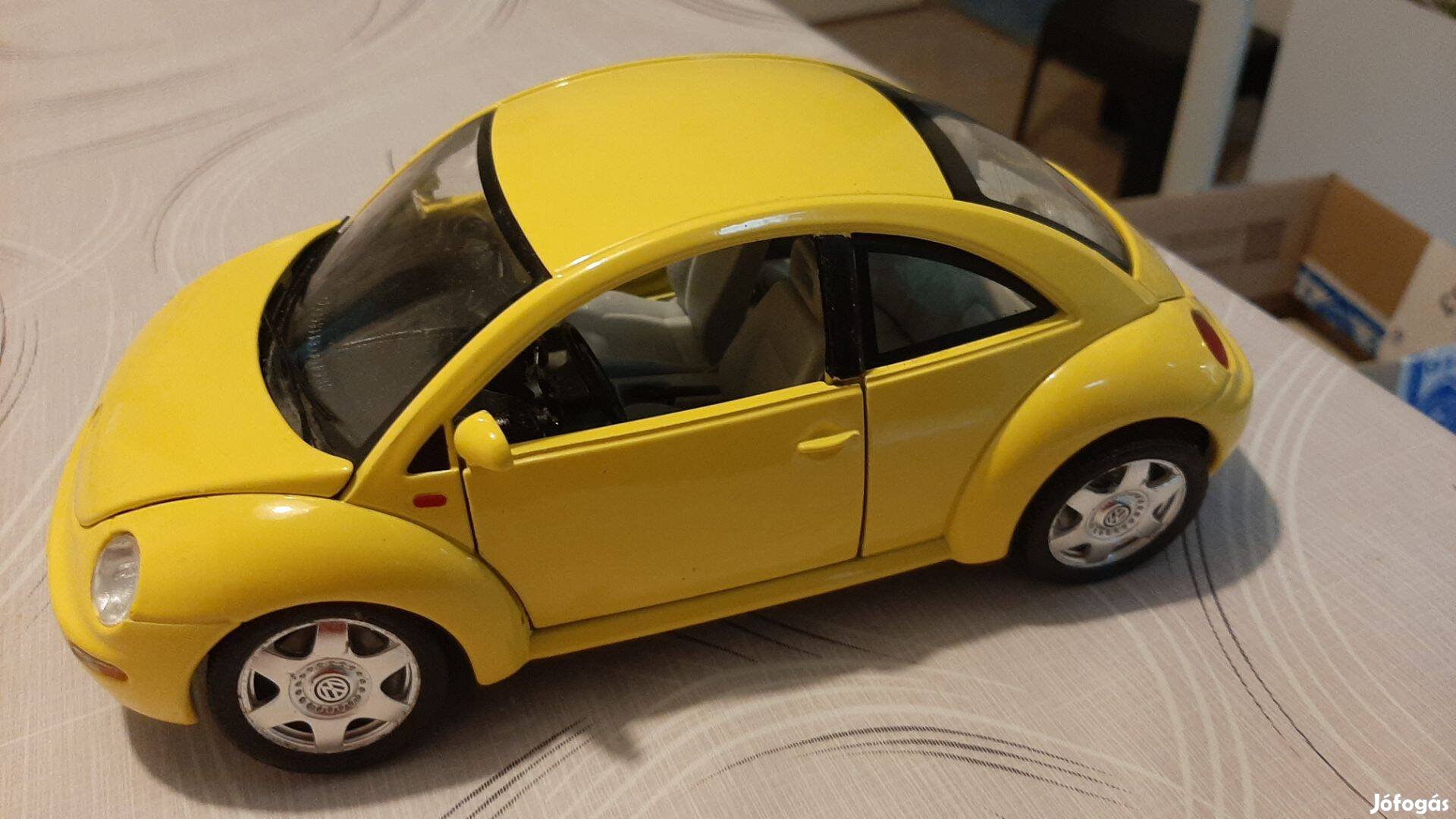 VW New Beetle burago