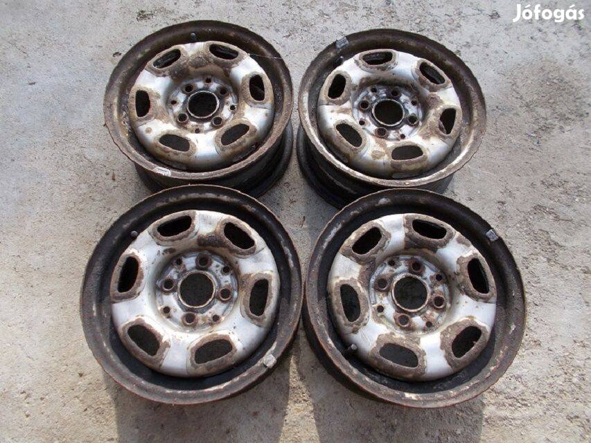 VW Passat 2 Golf Polo Lada (faragással) acélfelni 13" 4x100