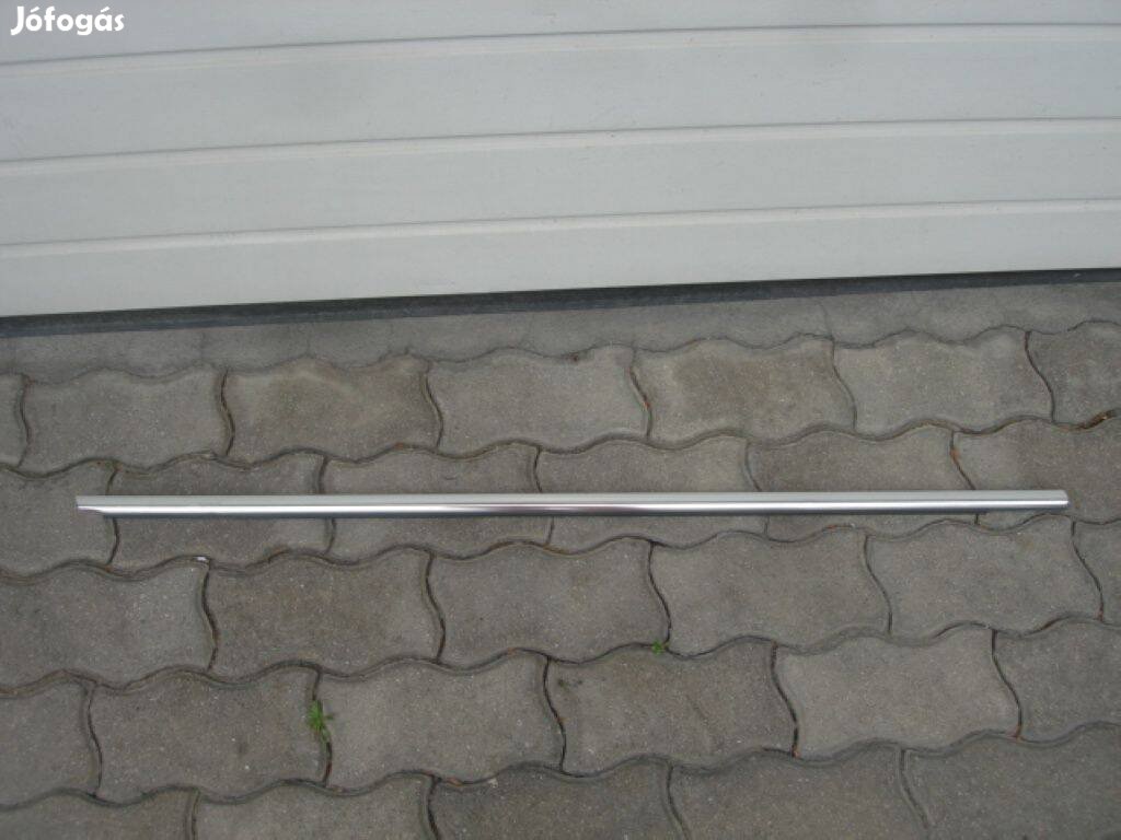 VW Passat 3A-s jobb első ajtó crom díszléc 3AA837476A