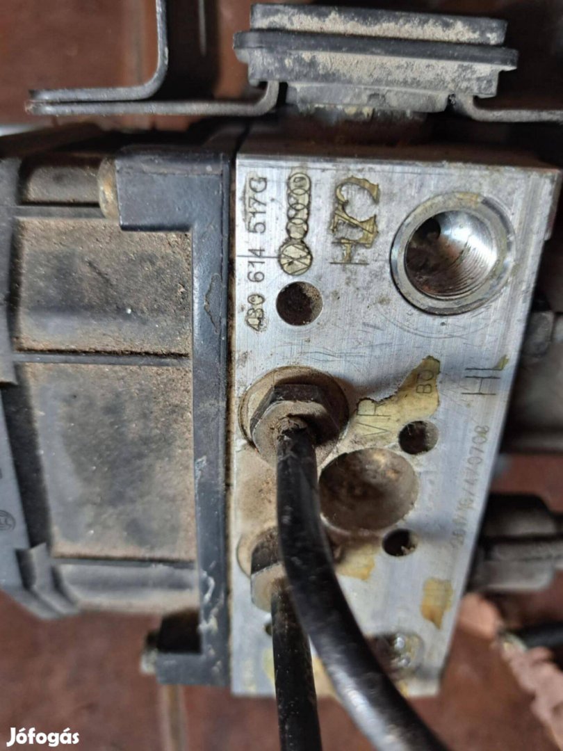 VW Passat ABS kocka 4B0614517G