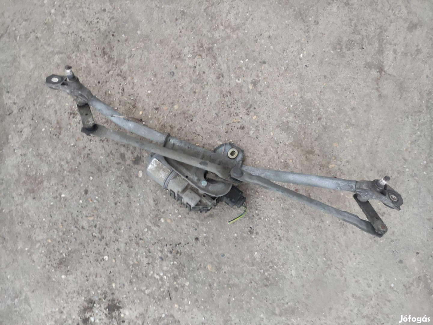VW Passat B5.5 első ablaktörlő szerkezet + motor