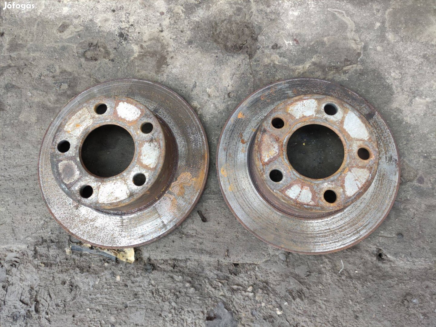 VW Passat B5.5 hátsó féktárcsa pár újszerű