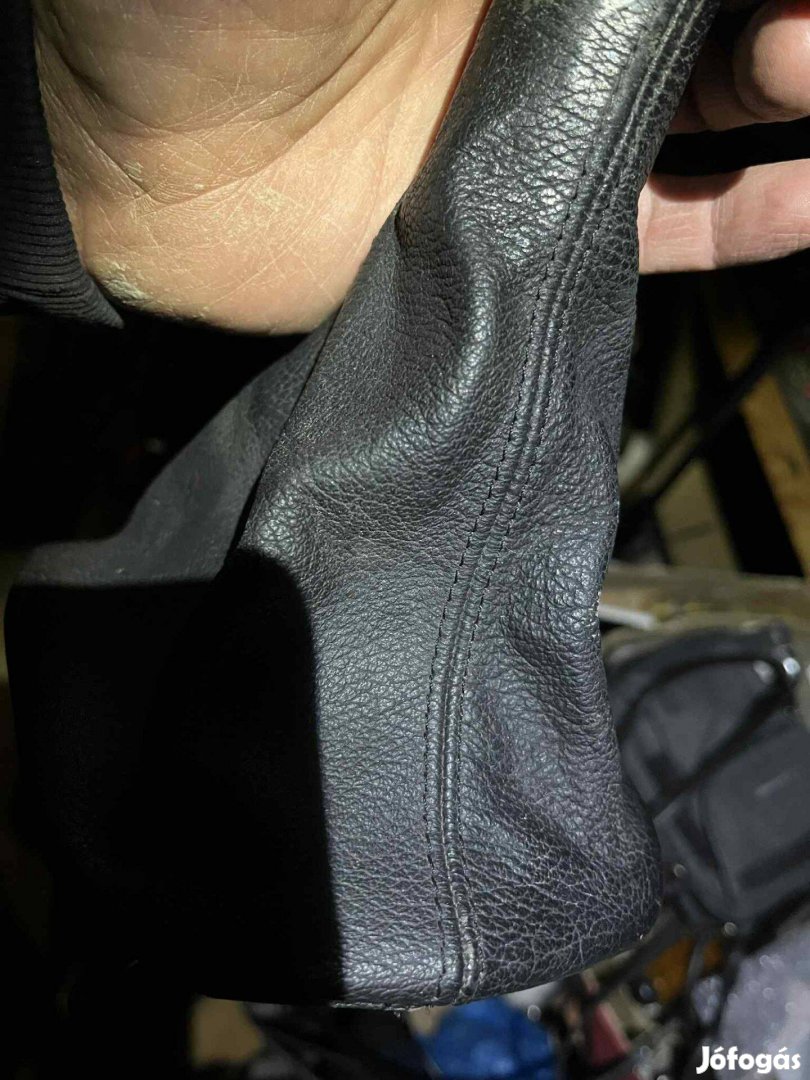 VW Passat B5 Váltószoknya