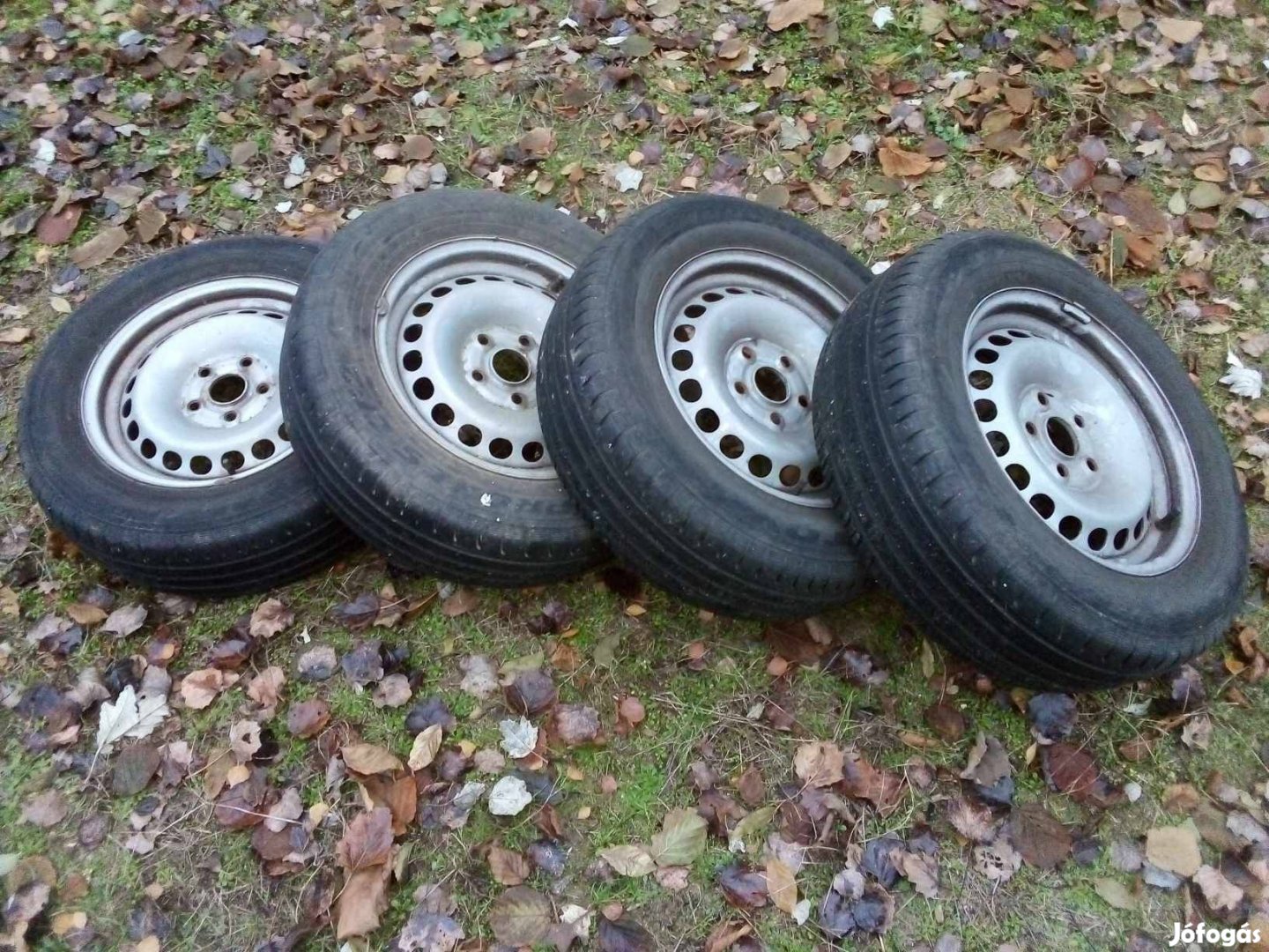 VW Passat B5 felnik repedt gumikkal