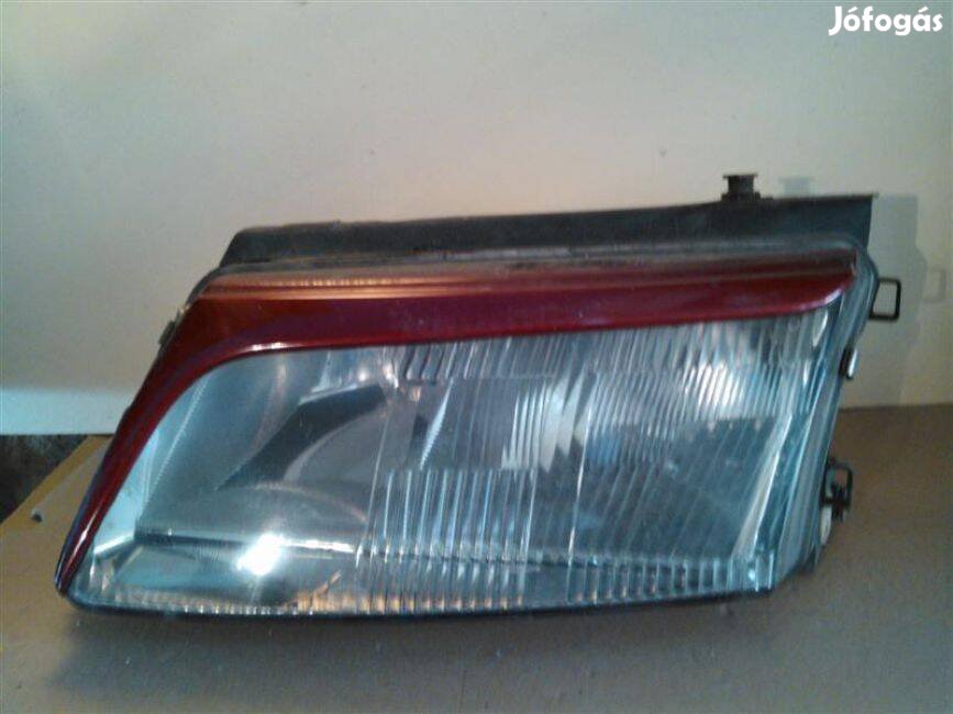 VW Passat B5 fényszóró bal 1996.08 - 2000.11 H1,H4