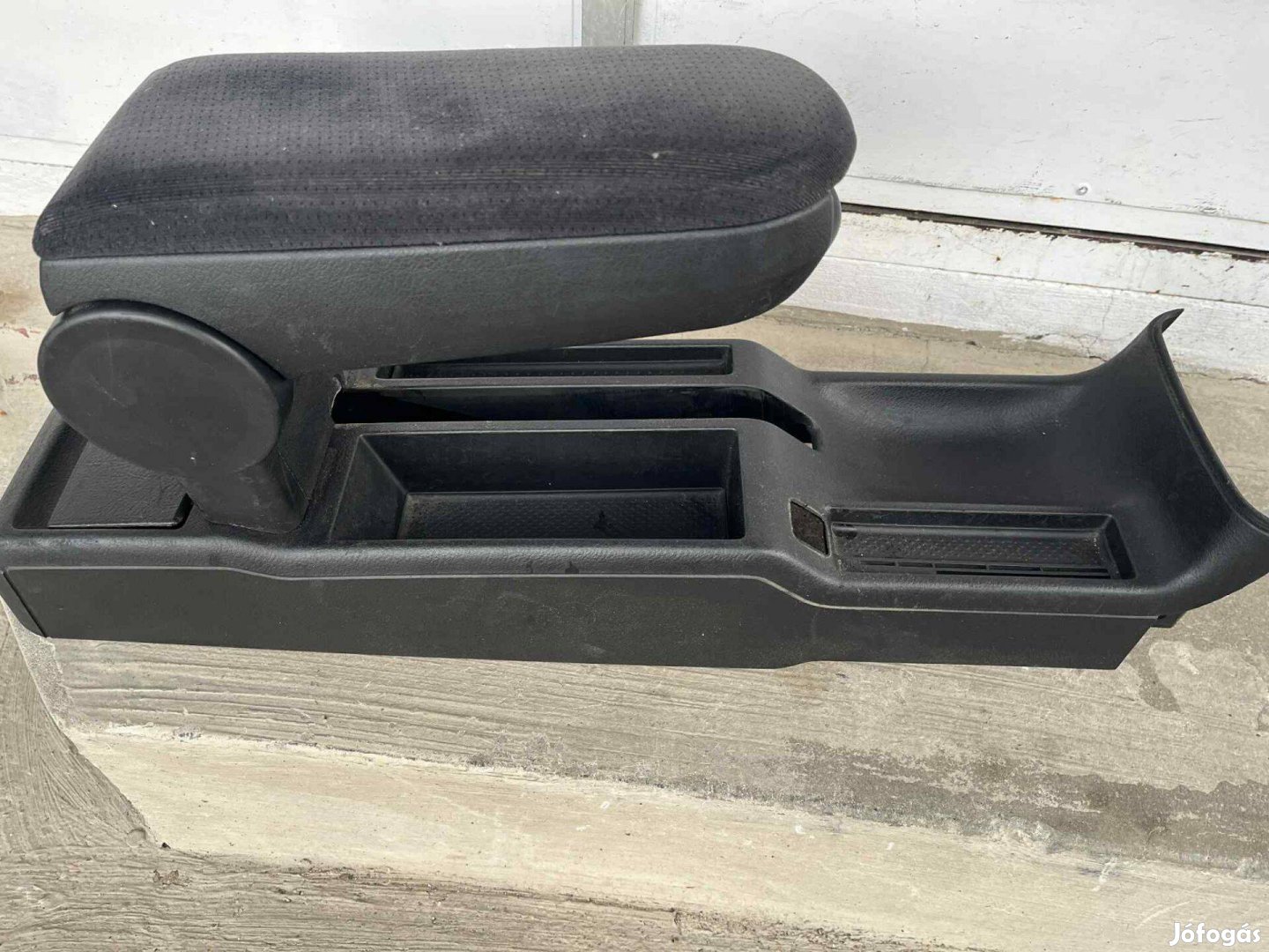 VW Passat B5 könyöklő