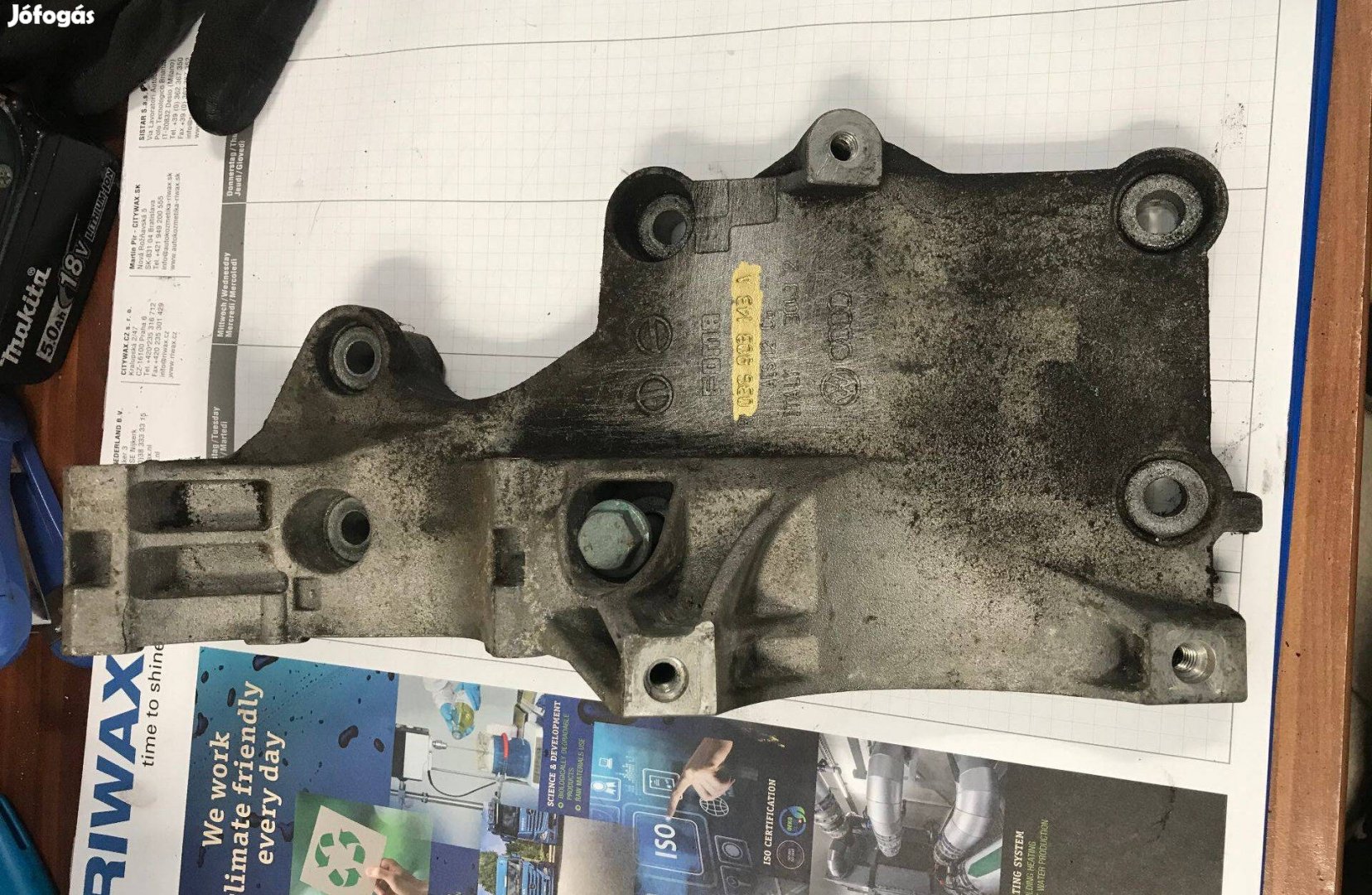 VW Passat B6 2,0 PD BKP / generátor konzol 03G 903 143 A