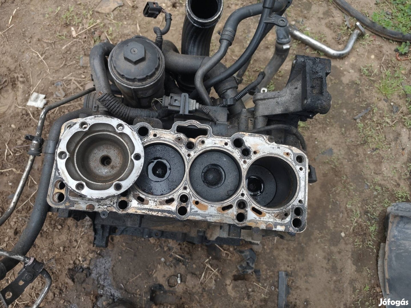 VW Passat B6 Audi A3 2.0 pdtdi 140 le főtengely dugattyú hajtókar 