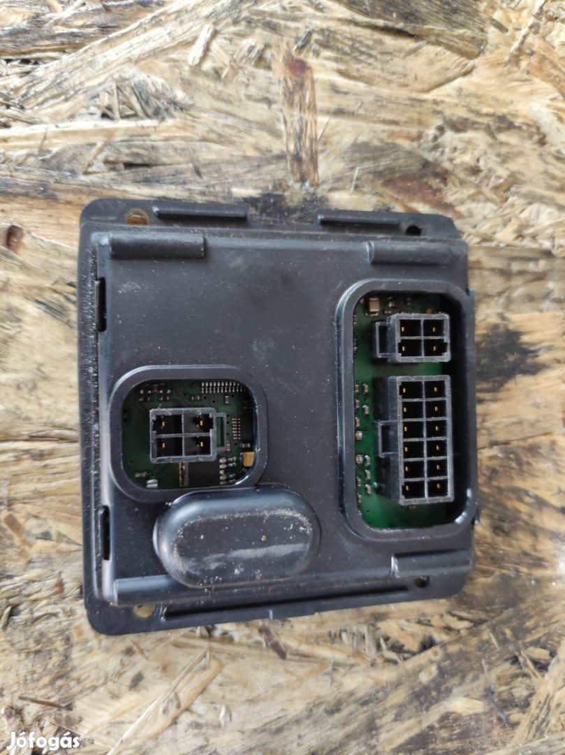 VW Passat B6 Touareg lámpa vezérlő jobb kanyar modul