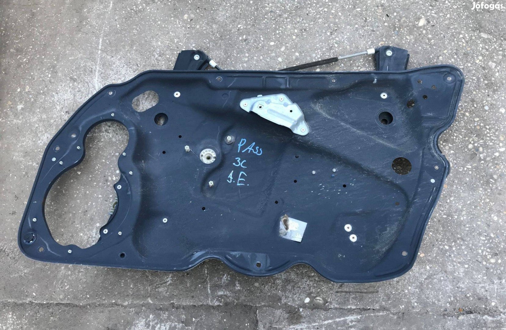 VW Passat B6 / jobb első ablakemelő szerkezet