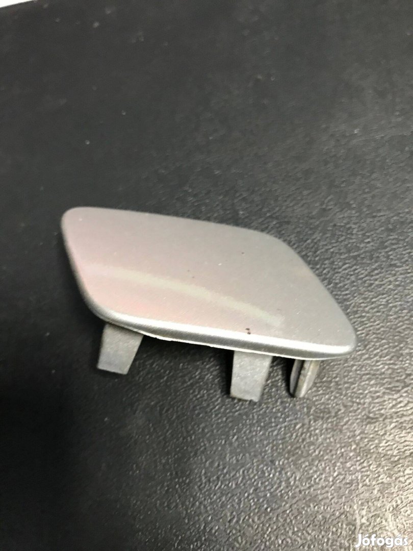 VW Passat B6 / jobb fényszóró fedél 3C0 955 110 A