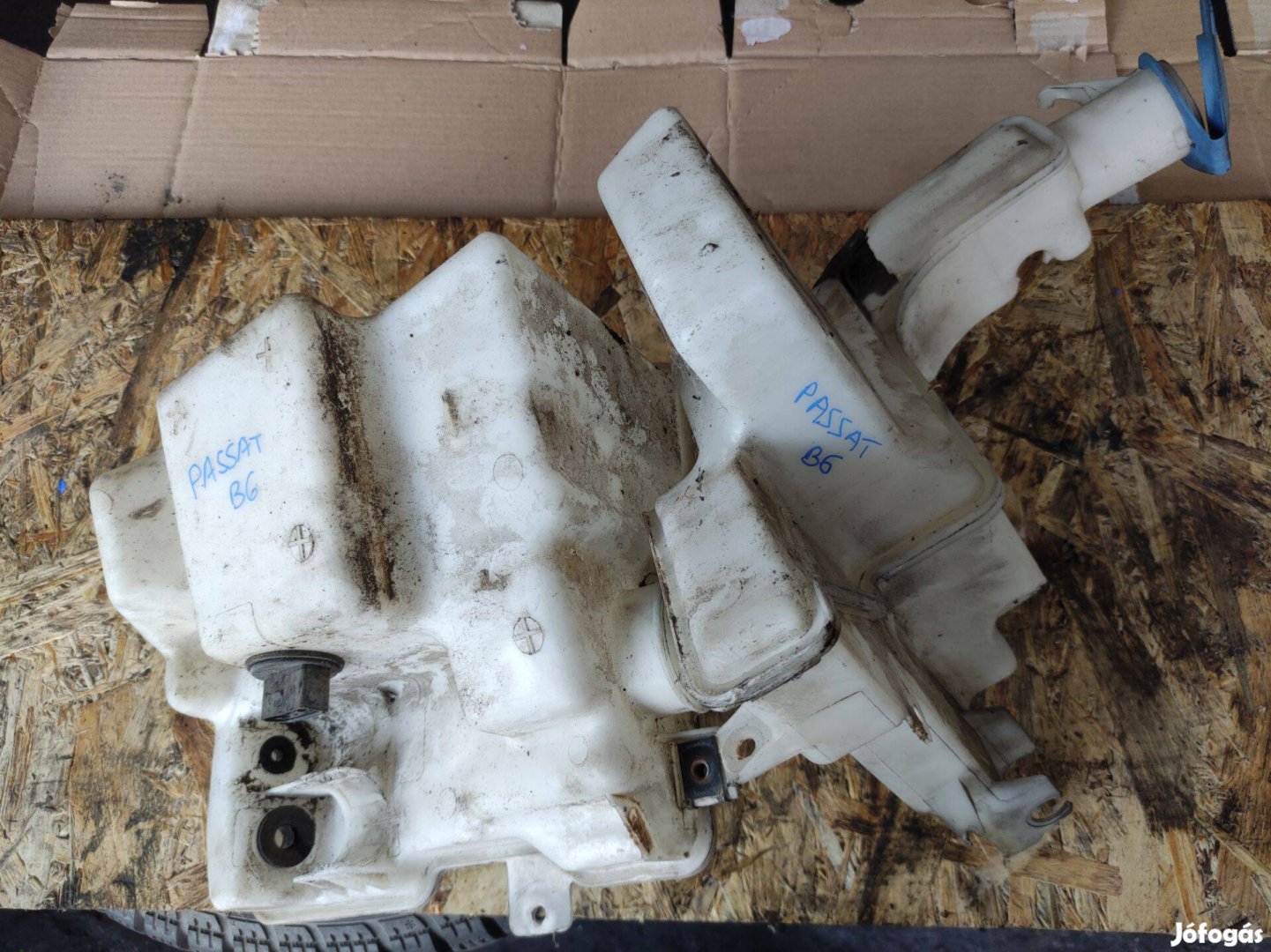VW Passat B6 ablakmosó tartály